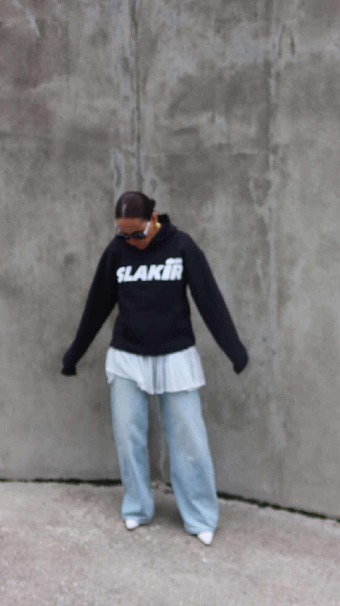 Slakir Hoodie 001